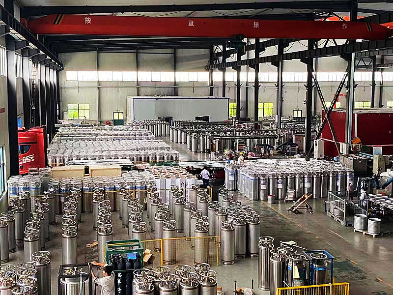 What are the basic forms of cryogenic storage cylinders?